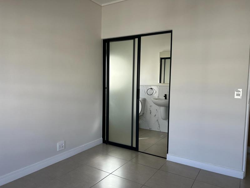 To Let 1 Bedroom Property for Rent in Sandown Western Cape